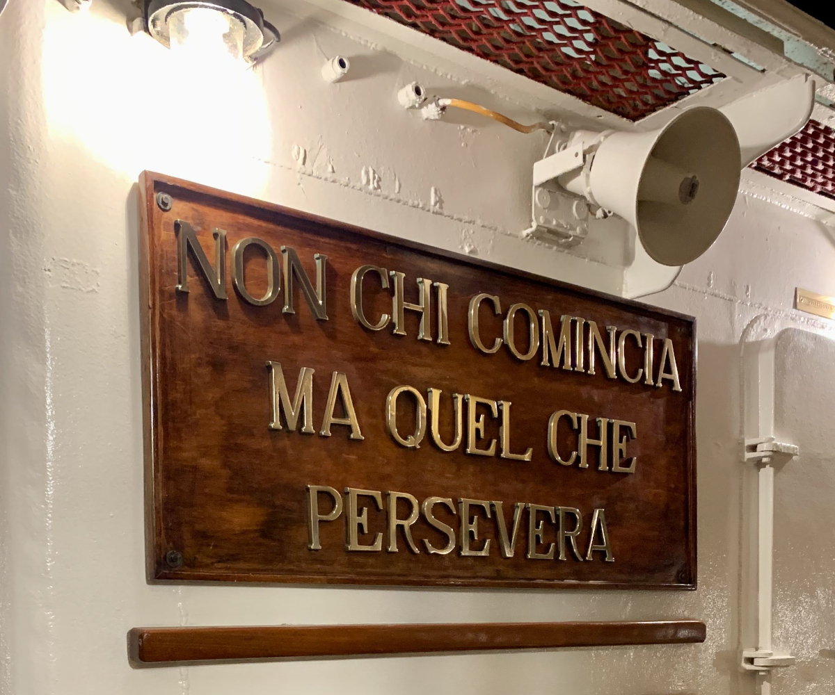 Motto di Nave Amerigo Vespucci